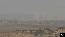 Una captura de pantalla tomada de un video de AP que muestra una vista general del norte de Gaza vista desde el sur de Israel, el 21 de mayo de 2024. 