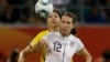 El equipo de fútbol de la selección estadounidense en plena faena. 