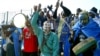Les supporters de l'équipe de football de la RDC en Tunisie, le 1er février 2004.