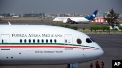ARCHIVO: Foto tomada el 3 de diciembre del 2018 del avión presidencial de México, en el Aeropuerto Benito Juárez de Ciudad de México.