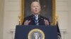 Presiden Joe Biden berbicara tentang paket bantuan senilai $95 miliar yang akan membantu Ukraina dalam perang mereka melawan Rusia, di Ruang Makan Negara Gedung Putih, 13 Februari 2024, di Washington. (Foto: AP)