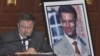 En esta foto de archivo, Judea Pearl, padre del periodista asesinado Daniel Pearl, habla sobre su hijo en Miami Beach.