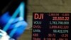 Archivo-El Promedio Industrial Dow Jones después de cerrar el 11 de marzo de 2020, cuando la econom☺a estadounidense se removió por la crisis global de coronavirus.