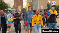Manifestación pacífica a la altura del Parque Nacional, en Bogotá, el 7 de mayo de 2021. [Foto Karen Sánchez/VOA].