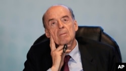 El ministro de Relaciones Exteriores de Colombia, Álvaro Leyva, asiste a una conferencia con delegados internacionales centrada en la crisis política de Venezuela, en Bogotá, Colombia, el martes 25 de abril de 2023.