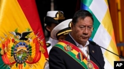 ARCHIVO - El presidente de Bolivia, Luis Arce, habla durante un evento como parte de las celebraciones del Día del Mar en La Paz, Bolivia, el 23 de marzo de 2023.