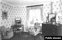 Vista de una habitación típica del Hotel Roosevelt, según una foto de 1925 de la revista Hotel Monthly. (Dominio público, cortesía de HathiTrust)