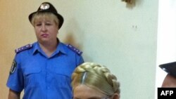 Тимошенко вимагає кримінальної справи проти Януковича