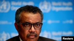 ARCHIVO - El Director General de la Organización Mundial de la Salud (OMS), Tedros Adhanom Ghebreyesus, asiste a una conferencia de prensa sobre la situación del coronavirus en Ginebra, Suiza.