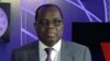 Florentin Mokonda Bonza sénateur de la RDC aux studios de VOA Afrique, à Washinton, le 30 mars 2017.