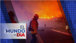 El Mundo al Día: Arden las montañas de Malibú por incendio Franklin