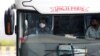 Banyak perusahaan transportasi, termasuk angkutan bus, terpukul karena larangan mudik Idul Fitri tahun ini untuk mencegah penyebaran virus corona (foto: ilustrasi). 