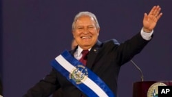 El presidente Salvador Sánchez Cerén es uno de los líderes históricos del FMLN.