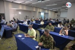 Participantes del primer foro regional 'Visible', cuyo objetivo es la presentación en Colombia del Estatuto Temporal de Protección al migrante venezolano. [Foto VOA/Heider Logatto].