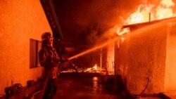 Los incendios forestales en California no dan tregua y mantienen al condado de Los Ángeles en alerta máxima por condiciones extremas