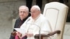 Papa Francisco pide al personal del Vaticano evitar “posiciones ideológicas rígidas”