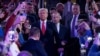 Напередодні інавгурації новообраний президент Дональд Трамп відвідав мітинг прихильників на стадіоні Capital One Arena