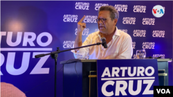 Arturo Cruz durante el anuncio de su candidatura a la presidencia el 2 de marzo de 2021 en Managua, Nicaragua. [Foto: Donaldo Hernández, VOA]