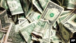 Cifras recientes sugieren que la inflación puede persistir durante algún tiempo, lo que genera preocupaciones sobre una crisis del costo de vida, que podría perturbar la política interna de los países. [Foto de Archivo].