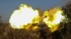 Una unidad de artillería israelí dispara cerca de la frontera entre Israel y la Franja de Gaza el 19 de mayo de 2021.