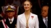La princesa Leonor sonríe en la ceremonia de juramentación coo heredera oficial del trono de España en Madrid, el 31 de octubre de 2023.
