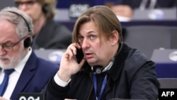 ულტრა მემარჯვენე პარტია „ალტერნატივა გერმანიისთვის“ ლიდერი მაქსიმილიან კრაჰი
