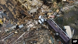 ARCHIVO - La imagen registra los daños causados por un tornado en una zona residencial de Rolling Fork, Mississippi, EEUU, el 26 de marzo de 2023.