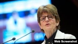 Anne Brasseur