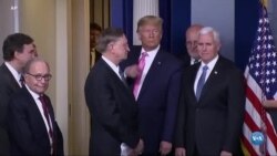 Presidente Donald Trump y miembros de su gabinete.