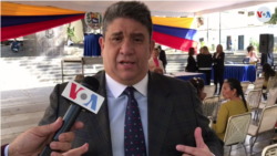 Diputado venezolano, José Gregorio Correa, declara a la Voz de América. Caracas, Venezuela. Febrero 11, 2020. Foto: Carolina Alcalde - VOA.