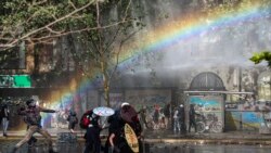 Las protestas en Chile continúan a pesar de los esfuerzos del gobierno por brindar soluciones a las demandas de la población.