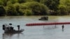 Un juez federal en Texas escuchó los argumentos para eliminar la barrera flotante en el Río Bravo