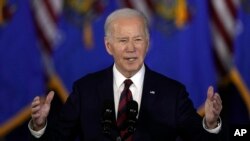 ARCHIVO - El presidente Joe Biden participa de una actividad en Milwaukee el 13 de marzo de 2024.
