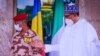Lokacin da Shugaba Muhammadu Buhari yake yi wa Janar Mahamat Deby Iso (Twitter/ @BashirAahmad)