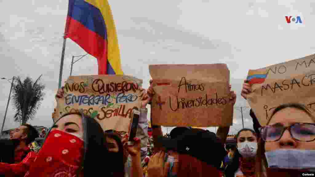 El domingo 16 de mayo 2021, el Gobierno Nacional sostuvo un encuentro en horas de la tarde con el comit&#233; nacional del paro en Colombia.