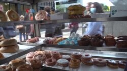 Penjaja Makanan New York Menanti Pemulihan Penuh Kegiatan Ekonomi