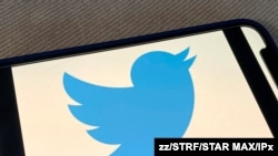 Twitter, que recientemente le suspendió la cuenta al expresidente Donald Trump, ahora ha actuado contra la embajada china en Washington.