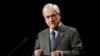 Piñera enfatiza la "necesidad de cambios" y su compromiso con derrotar la pobreza en Chile