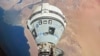 La NASA dice que aún no hay fecha de retorno para los astronautas varados en la estación espacial
