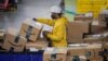 Más de 400 legisladores de 34 países apoyan campaña contra Amazon