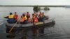 Petugas gabungan melakukan pencarian terhadap korban kecelakaan perahu cepat di Sungai Sebagau, Kota Palangkaraya, Kalimantan Tengah, Senin 9 Maret 2020. (Courtesy: Basarnas)
