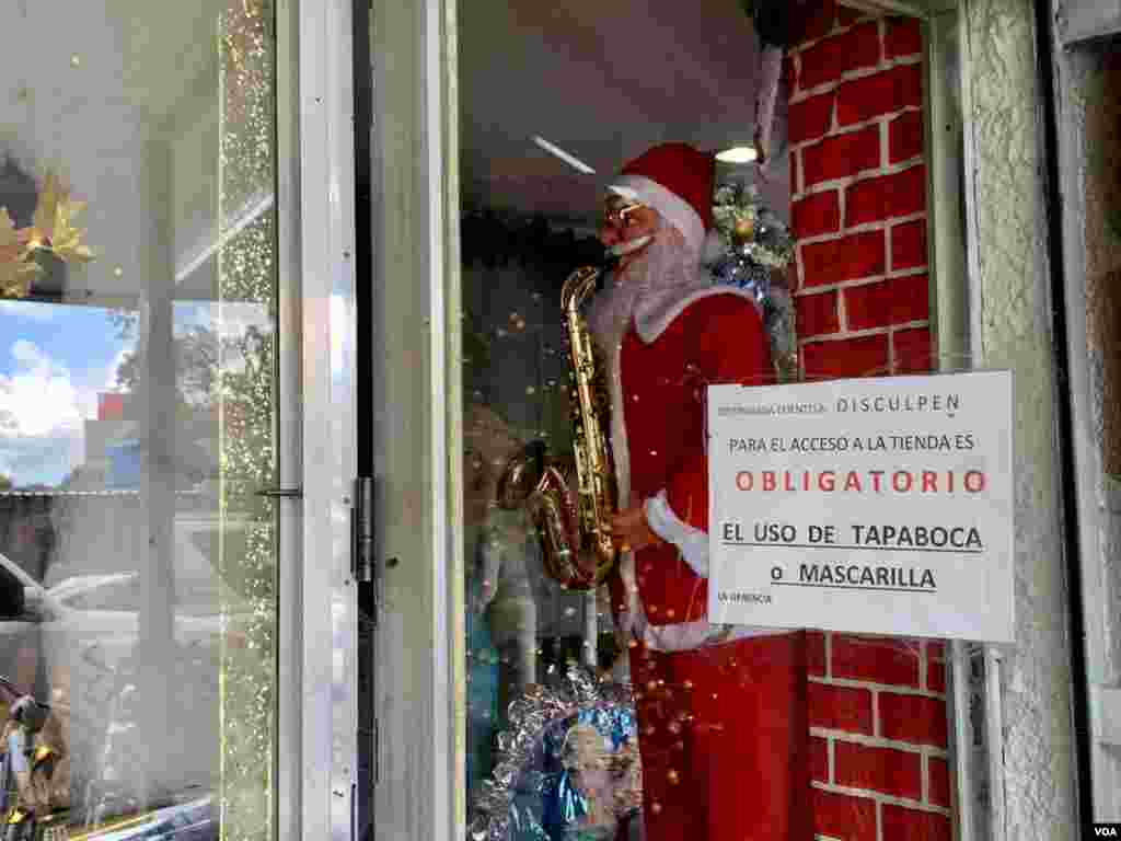 La primera semana de diciembre arranc&#243; un mes de flexibilizaci&#243;n parcial, despu&#233;s de casi nueve meses de anunciarse los primeros casos positivos. El gobierno no descarta volver a cuarentena en enero. Caracas, Venezuela. Diciembre 23, 2020.