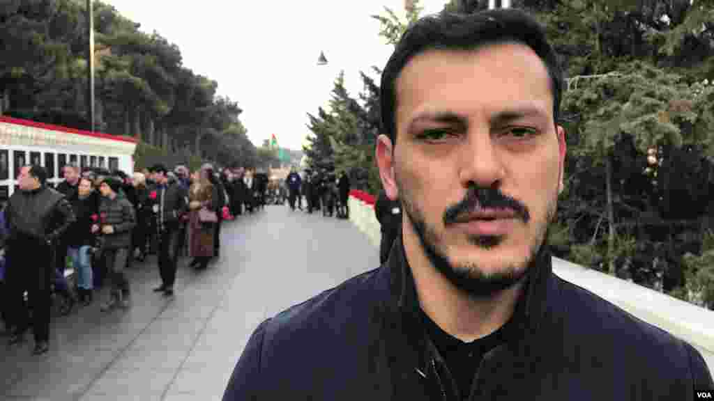 Kikboksinq üzrə dünya çempionu Zabit Səmədov Şəhidlər Xiyabanını ziyarət edir&nbsp;