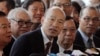 台湾高雄市长韩国瑜2019年3月22日在香港对媒体讲话。