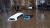 Poplavljeni automobili u Lodiju, u New Jerseyju. (Foto: REUTERS/Eduardo Munoz)