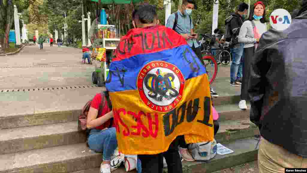 Las peticiones de los ciudadanos han ido m&#225;s all&#225; y est&#225;n centradas en buscar m&#225;s oportunidades y el respeto por sus derechos. [Foto Karen S&#225;nchez/VOA].