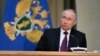 El presidente ruso, Vladimir Putin, asiste a una reunión del colegio de la oficina del Fiscal General en Moscú, Rusia, el 15 de marzo de 2023.