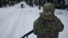 Ucrania insta a una asistencia militar más rápida y los ministros de Defensa aliados se reúnen en Bruselas