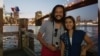 Pasangan Selebritis Dwi Sasono dan Widi Be3 Explore New York City