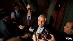 David Stern, comisionado de la NBA, dijo que ante los desacuerdos que los dividen con jugadores, es necesaria la intervención de un mediador externo.